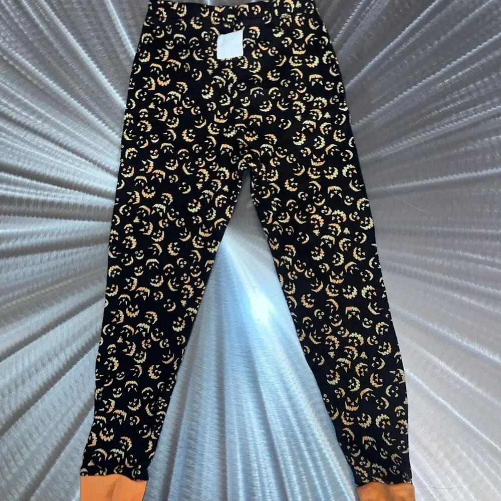Halloween Burt’s Bees Kids Black Jack-o’-lantern PJ Set - Size: 5T